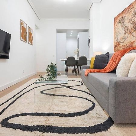 Apartamento De Lujo En Gran Via Apartment Madrid Ngoại thất bức ảnh