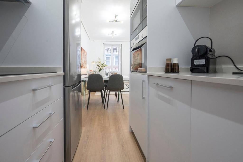 Apartamento De Lujo En Gran Via Apartment Madrid Ngoại thất bức ảnh