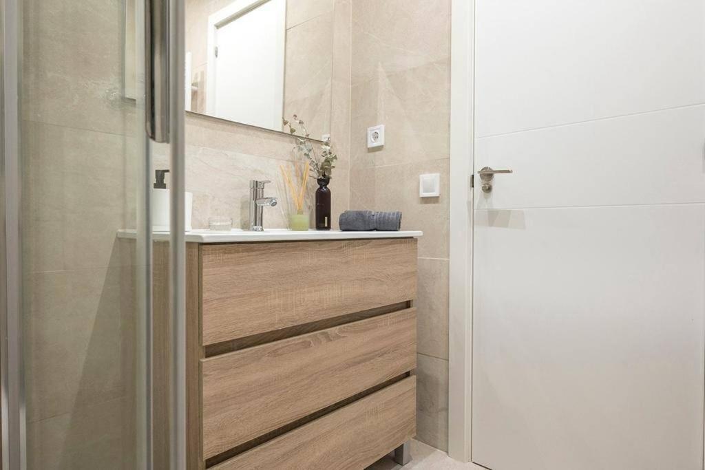Apartamento De Lujo En Gran Via Apartment Madrid Ngoại thất bức ảnh
