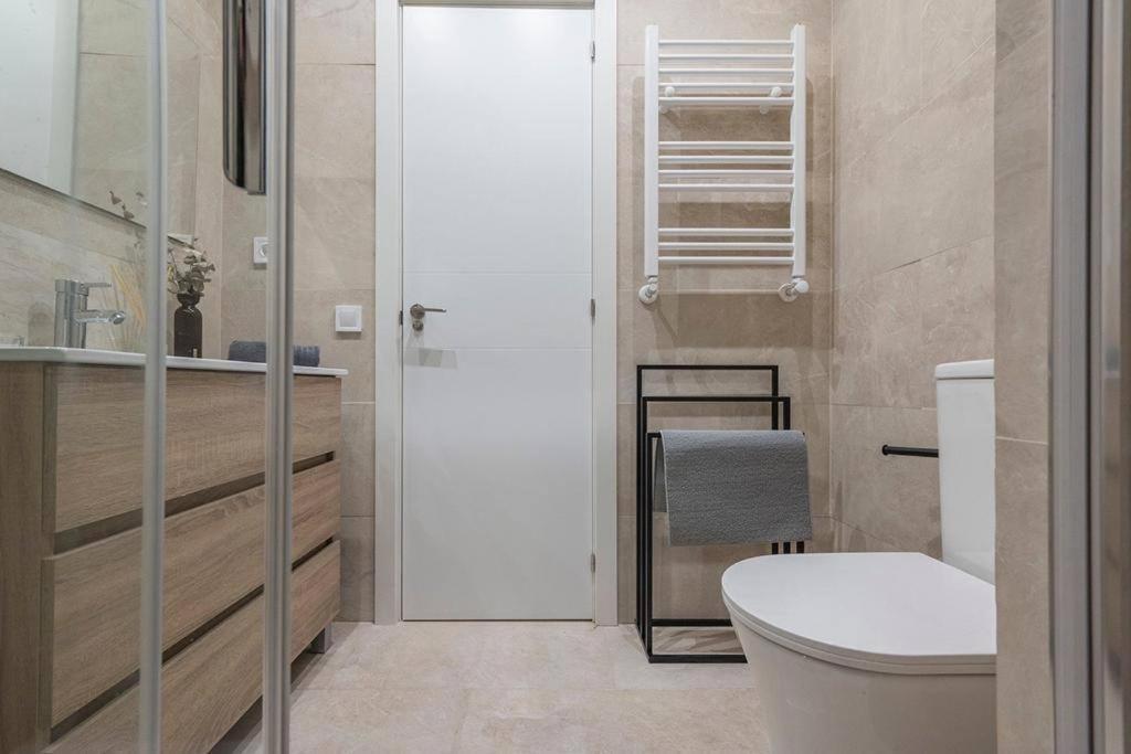 Apartamento De Lujo En Gran Via Apartment Madrid Ngoại thất bức ảnh